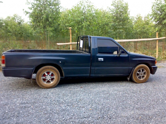 อีซูซุ หัวเดี่ยว ปี 90 สภาพสวยครับ