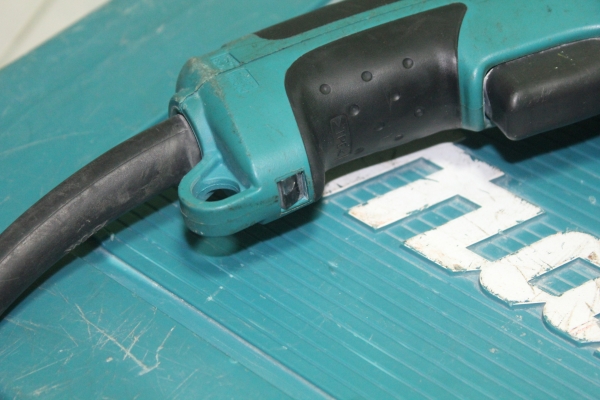 สว่านเจาะกระแทกระบบโรตารี่ Makita HR 2470 F สภาพดีพร้อมใช้ครับ สว่านเจาะกระแทกระบบโรตารี่ Makita HR 2470 F สภาพดีพร้อมใช้ครับ