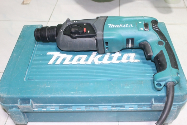 สว่านเจาะกระแทกระบบโรตารี่  Makita HR 2470 F สภาพดีพร้อมใช้ครับ