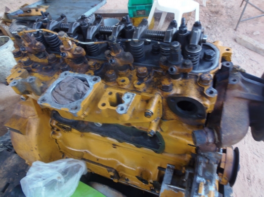 ซ่อมรถตักล้อยาง หน้าตักหลังขุด JCB CAT KOMATSU ชลบุรี ระยอง ซ่อมรถตักล้อยาง หน้าตักหลังขุด JCB CAT KOMATSU ชลบุรี ระยอง