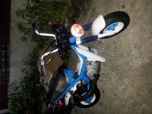 ขายรถป๊อบ ย่ามา่ห้า ชิบปี้ สีฟ้าขาวสวยสวย สภาพดีพร้อมใช้งาน เครื่องเดิมเครื่องดี 3 เกียร์  สตาร์ดติดง่ายสตาร์ทีเดียวติด  ไฟหน้าไฟเบรคติดครบ ขอขาย 13500 บาท ติดต่อได้ตลอดและทุกวัน บริการส่งทั่วไทย ขอค่าน้ำมันนิดหน่อย ตั้มเจ้าเก่าคับ