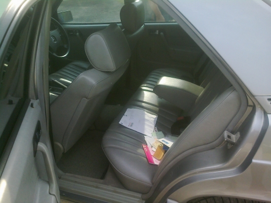 ต้องการขายเบน 190e ปี94 ครับ ต้องการขายเบน 190e ปี94 ครับ