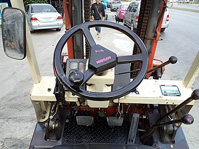 ขายรถยกนิสสัน 2.5 ตัน เครื่องเบนซิน กระบอกคู่ เสาสูง 2.8 เมตร พวงมาลัยเพาเว่อร์ สีเดิมจากนอก นำเข้าจากญี่ปุ่น ใช้งานได้ทันที ขายรถยกนิสสัน 2.5 ตัน เครื่องเบนซิน กระบอกคู่ เสาสูง 2.8 เมตร พวงมาลัยเพาเว่อร์ สีเดิมจากนอก นำเข้าจากญี่ปุ่น ใช้งานได้ทันที