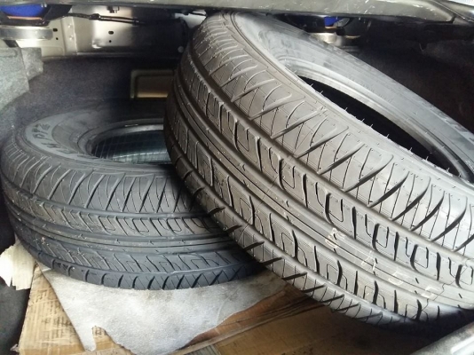 DUNLOP GRANDTREK PT2 255/70R15 เส้นละ 4,400