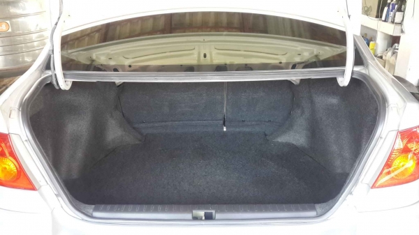 Toyota Altis 1.8 e ปี 02 รถสภาพสวยพร้อมใช้ เจ้าของดูแลดี เครื่องยนต์ ระบบเกียร์ ช่วงล่างสมบูรณ์ ภายนอกภายในใหม่ๆ รถไม่ช้ำ