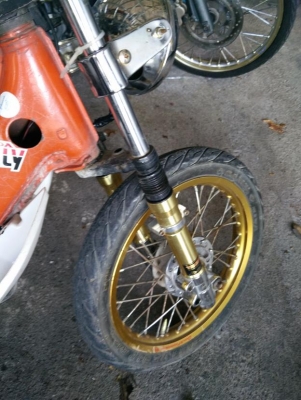 จัดไป ขายฮอนด้า ชาลี เครื่องเวฟ100 มีทะเบียน