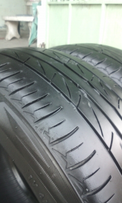 ขายยาง Bridgestone 195/50/15 ปี 11
