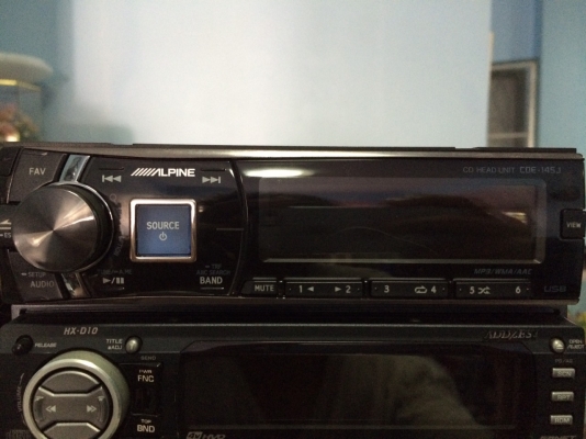 Alpine CDE-145J รุ่นใหญ่ 24Bit 4V USB Ipod MP3 CD AUX ปรีเอ้า3ชุด สามารถใช้รวมกับแอพAlpineในการปรับจูนระบบเสียงต่างๆ สภาพสวย มือ2 ญี่ปุ่น