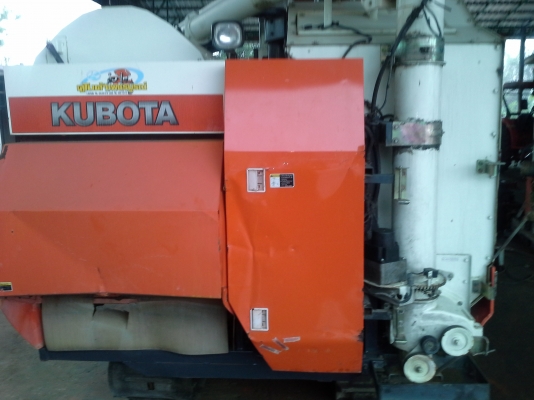 ขายรถเกี่ยวข้าว DC-68G