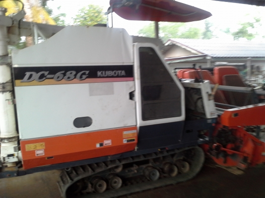 ขายรถเกี่ยวข้าว DC-68G