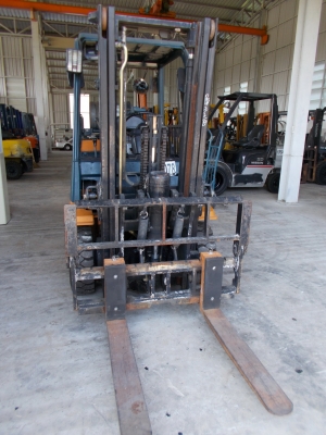 ขายโฟล์คลิฟท์ TOYOTA รุ่น7 2.5ตัน