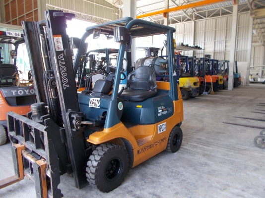 ขายโฟล์คลิฟท์ TOYOTA รุ่น7 2.5ตัน
