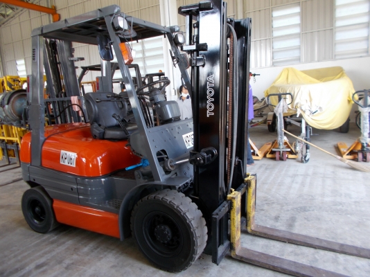 ขายโฟล์คลิฟท์ TOYOTA รุ่น 6 2.5ตัน