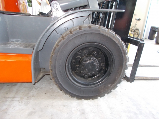 ขายโฟล์คลิฟท์ TOYOTA รุ่น 6 2.5ตัน