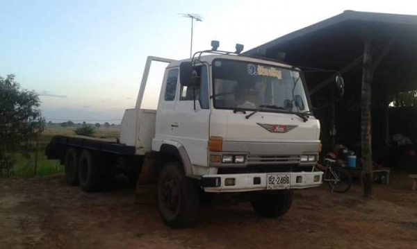 ขายเทรลเลอร์ขึ้นPC200ได้สบาย เครื่อง168แรง สโลเกียร์กลาง สภาพพร้อมใช้งาน เอกสารพร้อมโอน สนใจโทร 090-8588220คุณนะ 093-3258446คุณบิว หรือเข้าดูสินค้าอื่นๆได้ที่ www.truck.in.th/498 หรือเพจFacebook ณรงค์ ซื้อขายรถมือสอง (เว็บไซต์ส่วนตัว) หรือFacebook ตลาดรถม