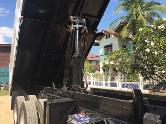 ขาย HINO MEGA 320 ยูโรทู ดั้มสามมิตรมีระบบลากพ่วง ยางใหม่10เส้น เครื่องเดิม เกียร์เดิม หัวเก๋งสีเดิม คัสซีสวย