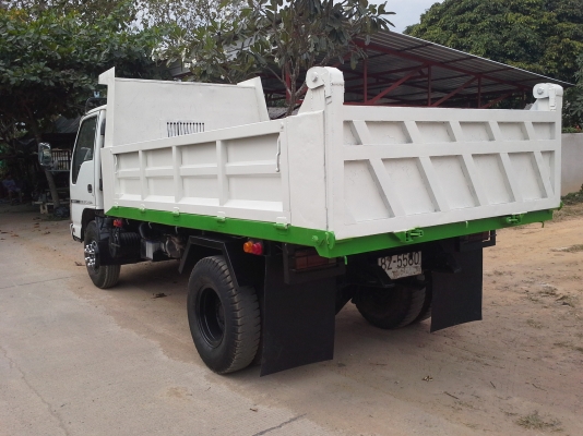 ** ขาย 650000 บาท **  6 ล้อดั้ม NPR 130 เทอร์โบว์ ปี 49 ห้างเเท้มือเดียว รถสภาพสวยเดิมพร้อมใช้งาน เล่มพร้อมโอน  เจ้าของขายเอง ต่อรองได้