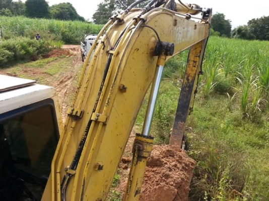 ขายแบคโค PC120-5 เครื่องเดิมปั๊มเดิม เอวแน่น ทำงานเร็ว แอร์เย็น สภาพสวยพร้อมใช้งาน สนใจโทร 090-8588220คุณนะ 093-3258446คุณบิว หรือเข้าดูสินค้าอื่นๆได้ที่ www.truck.in.th/498 หรือเพจFacebook ณรงค์ ซื้อขายรถมือสอง (เว็บไซต์ส่วนตัว) หรือFacebook ตลาดรถมือสอง