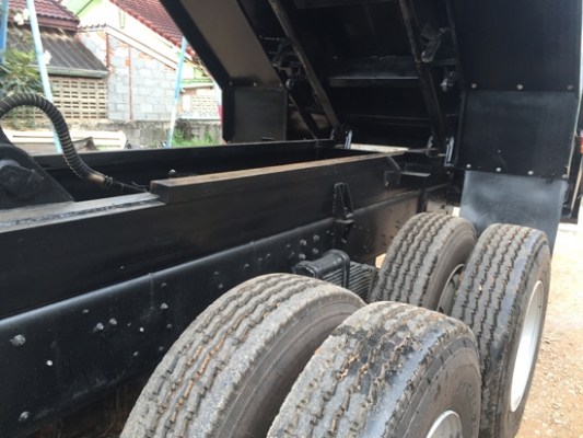 ขาย HINO MEGA 320 ยูโรทู ดั้มสามมิตรคอกเกษตร มีระบบลากพ่วง เครื่องเดิม เกียร์เดิม หัวเก๋งสีเดิม คัสซีสวย ยางเต็ม ขาย HINO MEGA 320 ยูโรทู ดั้มสามมิตรคอกเกษตร มีระบบลากพ่วง เครื่องเดิม เกียร์เดิม หัวเก๋งสีเดิม คัสซีสวย ยางเต็ม