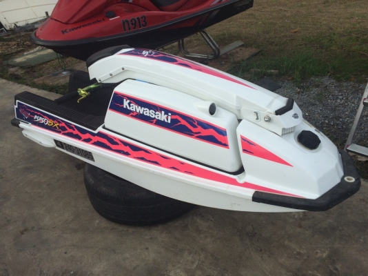เรือเจ็ตสกี KAWASAKI 550 สภาพเดิมๆจากญี่ปุ่น นำเข้าจากประเทศญี่ปุ่น ‪#&lrm;สอบถามโทร‬. 081-4047671 คุณนรินทร์