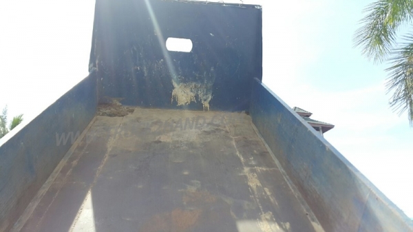 รถบรรทุก 6 ล้อ ดัมพ์ ISUZU NPR  135 แรงม้า   พวงมาลัยพาวเว่อร์ กระบะยาว 4.10 เมตร