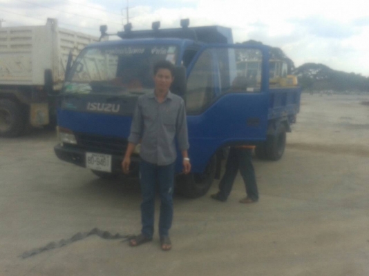 รถบรรทุก 6 ล้อ ดัมพ์ ISUZU NPR  135 แรงม้า   พวงมาลัยพาวเว่อร์ กระบะยาว 4.10 เมตร