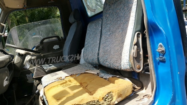 รถบรรทุก 6 ล้อ ดัมพ์ ISUZU NPR  135 แรงม้า   พวงมาลัยพาวเว่อร์ กระบะยาว 4.10 เมตร