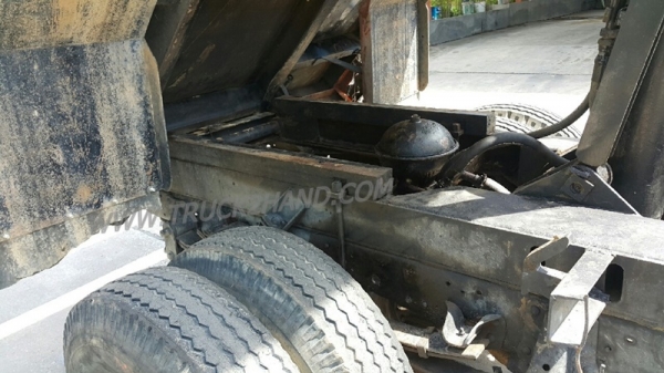 รถบรรทุก 6 ล้อ ดัมพ์ ISUZU NPR  135 แรงม้า   พวงมาลัยพาวเว่อร์ กระบะยาว 4.10 เมตร