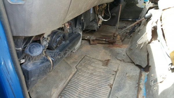 รถบรรทุก 6 ล้อ ดัมพ์ ISUZU NPR  135 แรงม้า   พวงมาลัยพาวเว่อร์ กระบะยาว 4.10 เมตร