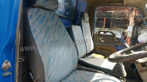 รถบรรทุก 6 ล้อ ดัมพ์ ISUZU NPR  135 แรงม้า   พวงมาลัยพาวเว่อร์ กระบะยาว 4.10 เมตร