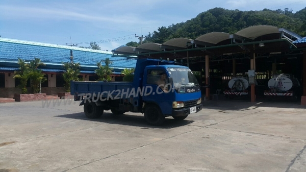 รถบรรทุก 6 ล้อ ดัมพ์ ISUZU NPR  135 แรงม้า   พวงมาลัยพาวเว่อร์ กระบะยาว 4.10 เมตร