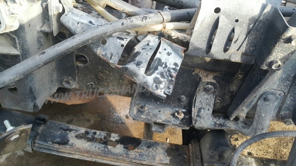 รถบรรทุก 6 ล้อ ดัมพ์ ISUZU NPR  135 แรงม้า   พวงมาลัยพาวเว่อร์ กระบะยาว 4.10 เมตร