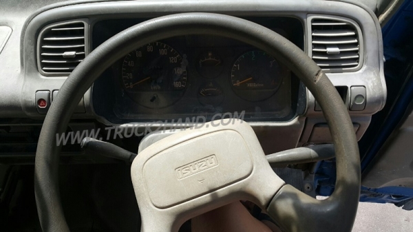 รถบรรทุก 6 ล้อ ดัมพ์ ISUZU NPR  135 แรงม้า   พวงมาลัยพาวเว่อร์ กระบะยาว 4.10 เมตร