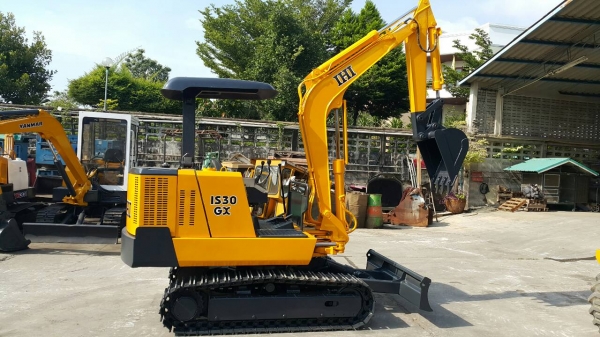 ขาย รถขุด IHI รุ่น  30GX มือสองญี่ปุ่น มือถือ/LINE ID : 0818753444