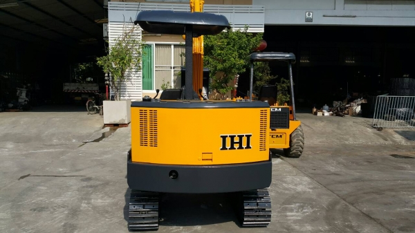 ขาย รถขุด IHI รุ่น  30GX มือสองญี่ปุ่น มือถือ/LINE ID : 0818753444