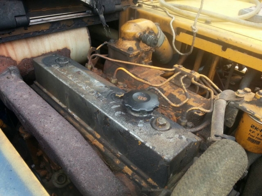 ต้องการขายรถแบคโฮ KOMATSU 60-3 ต้องการขายรถแบคโฮ KOMATSU 60-3