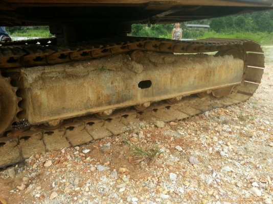 ต้องการขายรถแบคโฮ KOMATSU 60-3 ต้องการขายรถแบคโฮ KOMATSU 60-3