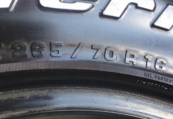 ยาง All BF goodrich 265 70 16 ปี11 ดอกเยอะ คมสวย ราคาไม่แพง