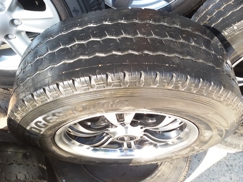 ขายล้อ SSW ขอบ15 6รูพร้อมยางปี14   4  ล้อ