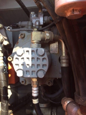 ขายรถแบคโฮ HITACHI ZX125US ปี 2008 สภาพสวยพร้อมใช้งาน รถนอกนำเข้าเองจากญี่ปุ่น มีVDOการทำงานครับ