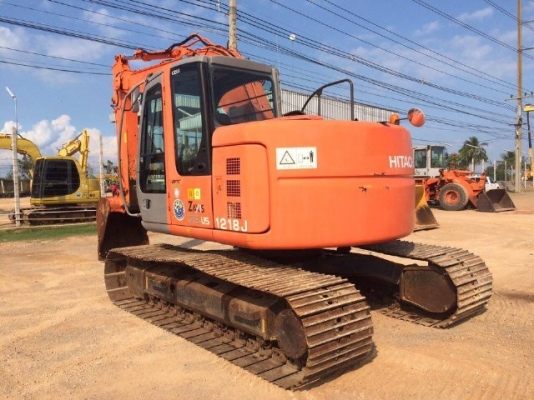 ขายรถแบคโฮ HITACHI ZX125US ปี 2008 สภาพสวยพร้อมใช้งาน รถนอกนำเข้าเองจากญี่ปุ่น มีVDOการทำงานครับ