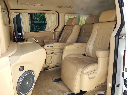 HYUNDAI GRAND STAREX VIP ปี 2011 HYUNDAI GRAND STAREX VIP ปี 2011