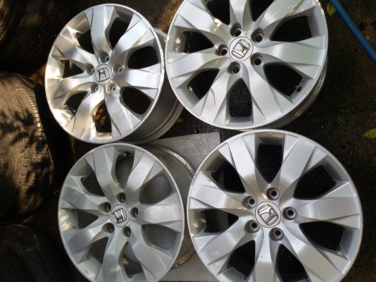 ล้อ honda ขอบ 17 5รู 114 ชุดล่ะ 5800