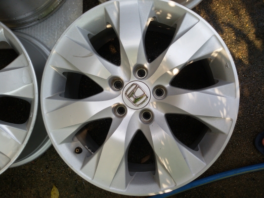 ล้อ honda ขอบ 17 5รู 114 ชุดล่ะ 5800