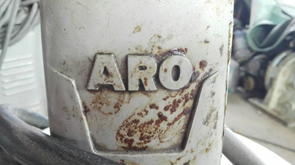 Sell>> ถังอัดจารบี ‪#&lrm;ARO‬ Made in USA. ใช้กับปั้มลมทั่วไป แรงดันไม่เกิน 150 psi // 10 bar. สภาพสวยพร้อมใช้งาน!!