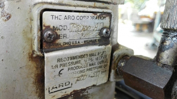 Sell>> ถังอัดจารบี ‪#&lrm;ARO‬ Made in USA. ใช้กับปั้มลมทั่วไป แรงดันไม่เกิน 150 psi // 10 bar. สภาพสวยพร้อมใช้งาน!!