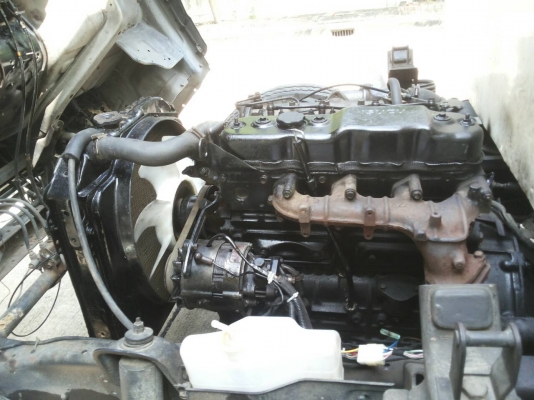 รถบรรทุก ISUZU  6 ล้อ เครื่อง 115 แรง ปี 33 แปลงลงเกียร์สั้นแล้ว ยาว 4 เมตรตู้เปิด 8 บาน ราคา 255,000 บ. รถอยู่สระบุรี