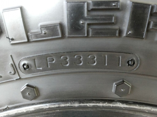 ล้อพร้อมยาง แม็กลาย bladley ขอบ 16x8 พร้อมยาง nitto 265/70/16