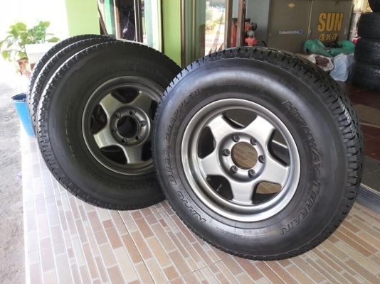 ล้อพร้อมยาง แม็กลาย bladley ขอบ 16x8 พร้อมยาง nitto 265/70/16