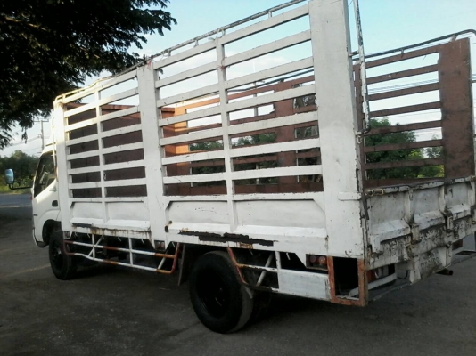 6ล้อHINO DUTRO136แรงม้ายูโร3จดปี53กระบะพร้อมคอกยาว5เมตรเจ้าของมือแรกป้ายแดง 6ล้อHINO DUTRO136แรงม้ายูโร3จดปี53กระบะพร้อมคอกยาว5เมตรเจ้าของมือแรกป้ายแดง